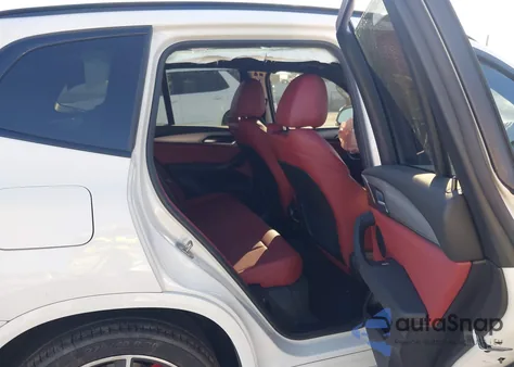 2022 BMW X3 Sdrive30I z USA, uszkodzony, nr VIN 5UX43DP05N9L16095